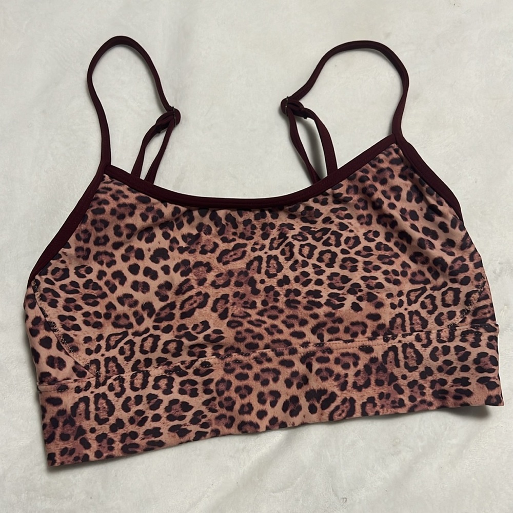 The Upside Leopard Set - Picture 2 of 6